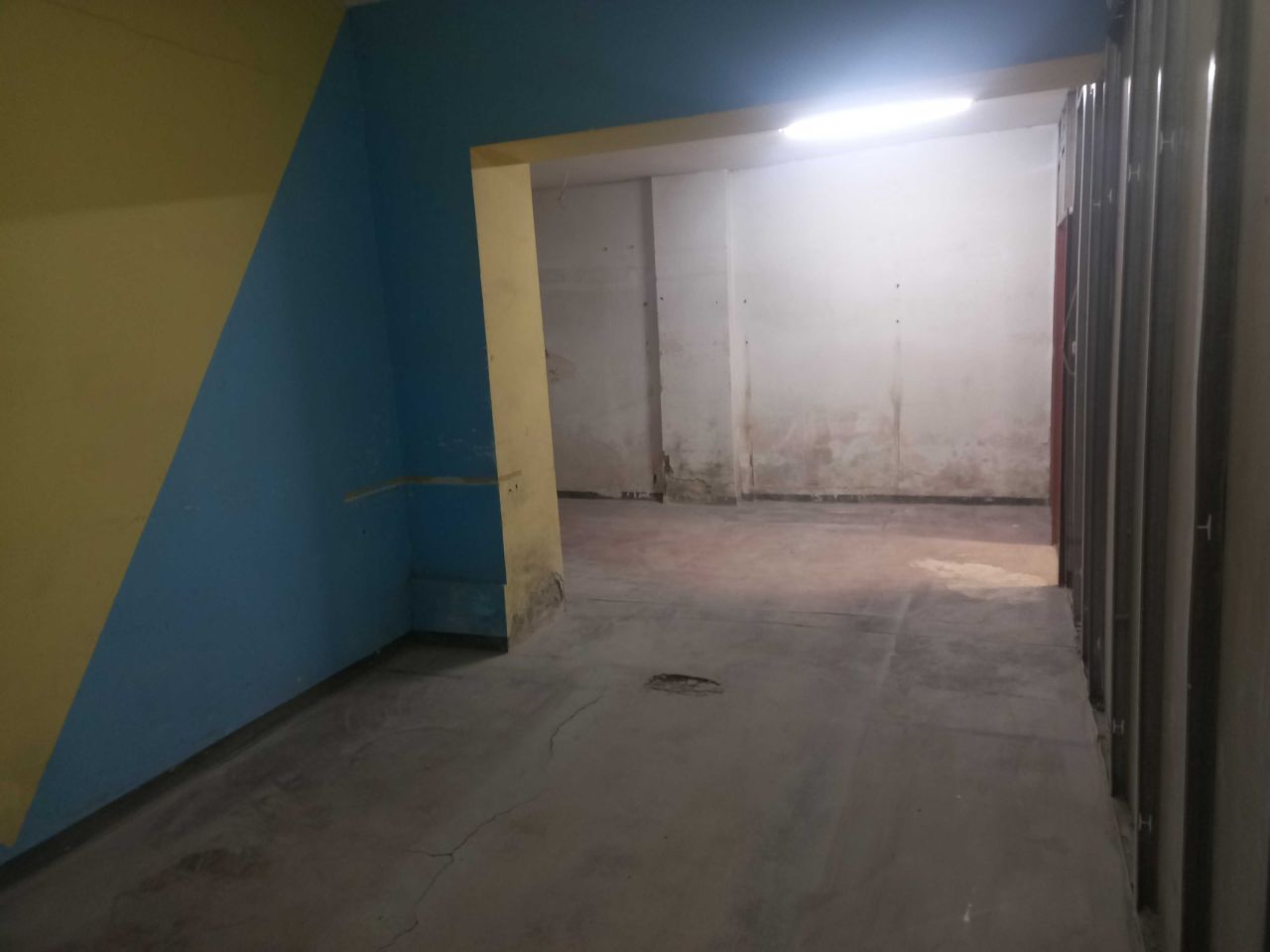 Lokal Niemcza, rynek Rynek. Zdjęcie 6