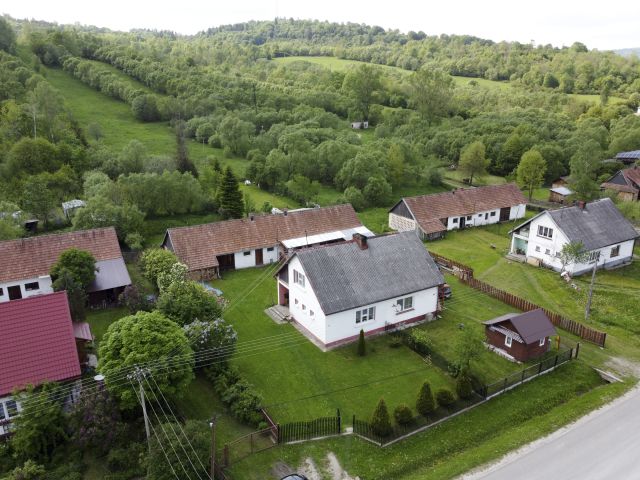 bliźniak, 2 pokoje Zatwarnica. Zdjęcie 1