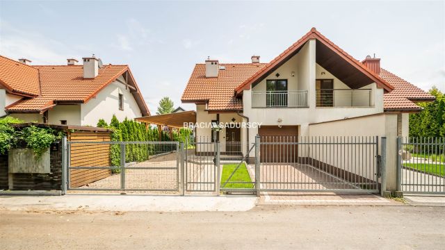 bliźniak, 4 pokoje Śledziejowice. Zdjęcie 25