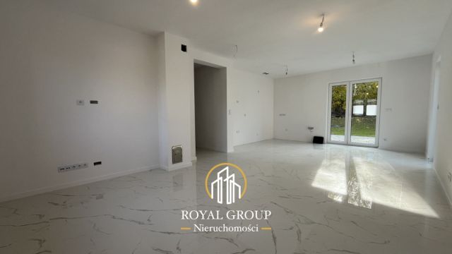 dom wolnostojący, 5 pokoi Krasienin. Zdjęcie 1