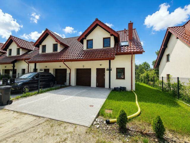 dom szeregowy, 4 pokoje Chwałowice. Zdjęcie 1