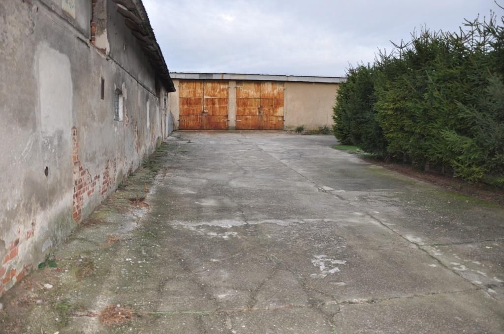 Hala/magazyn Kuniów. Zdjęcie 8