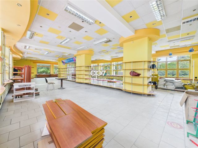 Lokal Kraków Prądnik Czerwony, ul. Pilotów. Zdjęcie 3