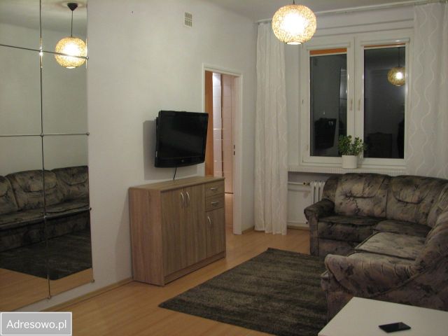 Mieszkanie 3-pokojowe Warszawa Ochota, ul. Bitwy Warszawskiej 1920 r.. Zdjęcie 1