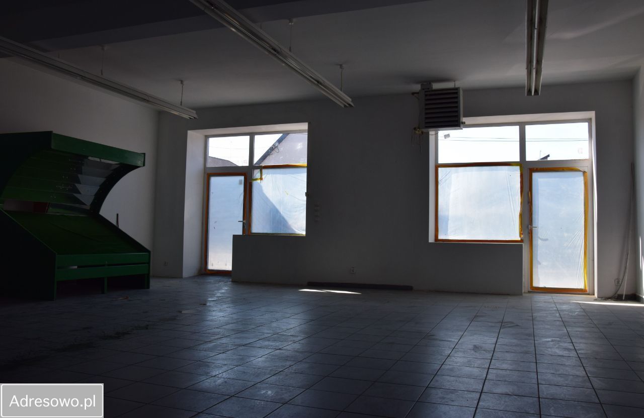 Lokal Trzcinica, ul. Jana Pawła II. Zdjęcie 3