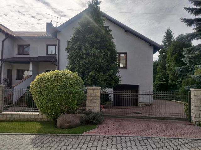 bliźniak, 9 pokoi Kielce, ul. Józefa Elsnera. Zdjęcie 1