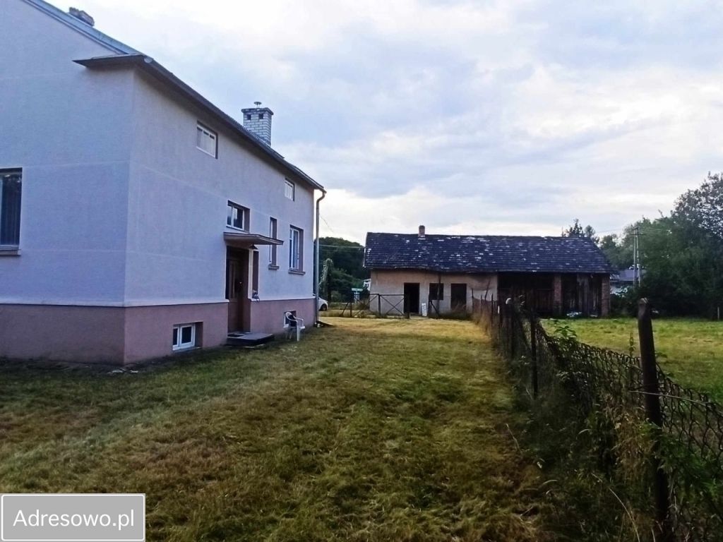 dom wolnostojący, 3 pokoje Sękowa. Zdjęcie 2