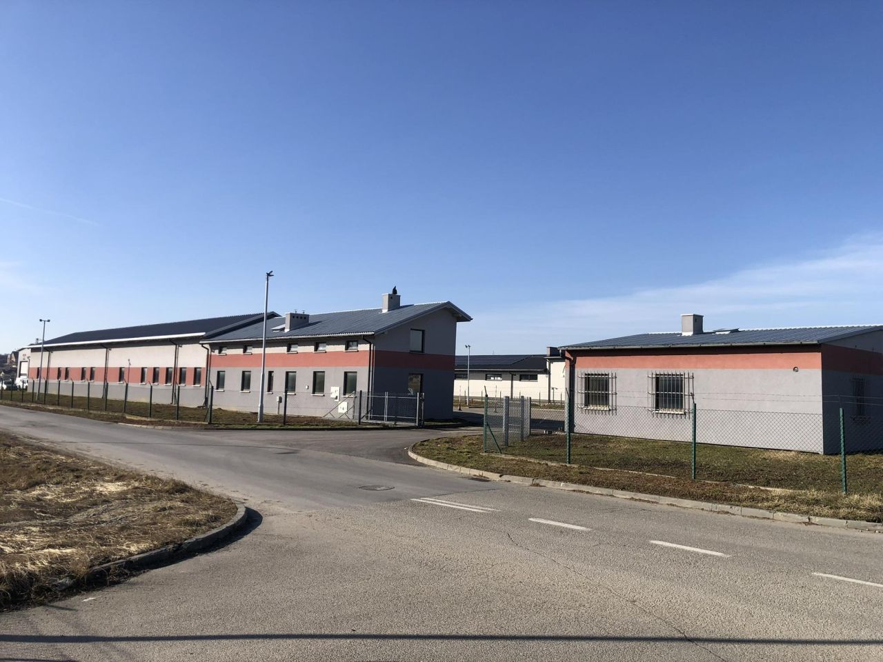 Hala/magazyn Jasło Brzyszczki, ul. Marszałka Józefa Piłsudskiego. Zdjęcie 15