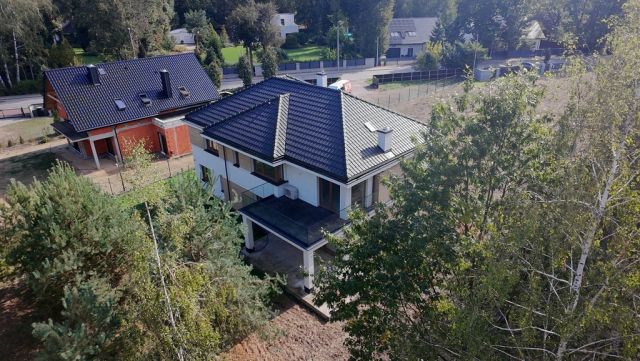 dom wolnostojący, 5 pokoi Złotokłos. Zdjęcie 25