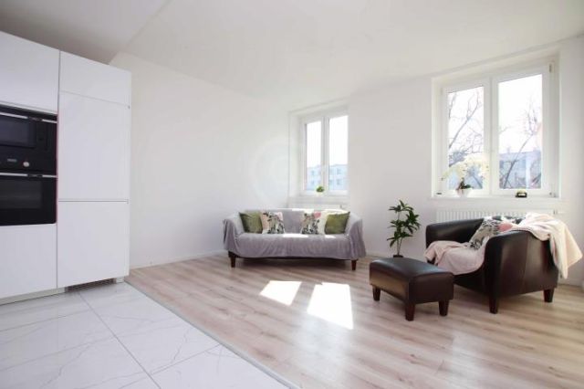 Mieszkanie 4-pokojowe Wrocław Krzyki, al. gen. Józefa Hallera. Zdjęcie 3