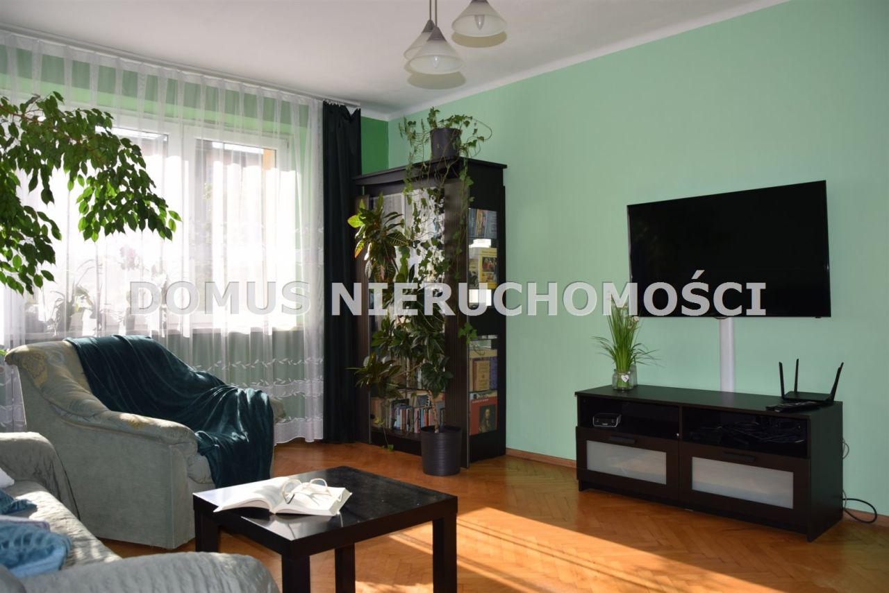 Mieszkanie 3-pokojowe Łask. Zdjęcie 4