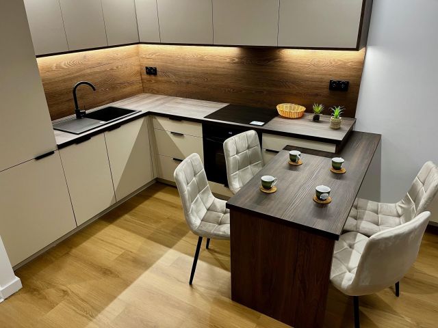 Mieszkanie 3-pokojowe Łódź Chojny, ul. Juliana Ursyna Niemcewicza. Zdjęcie 1