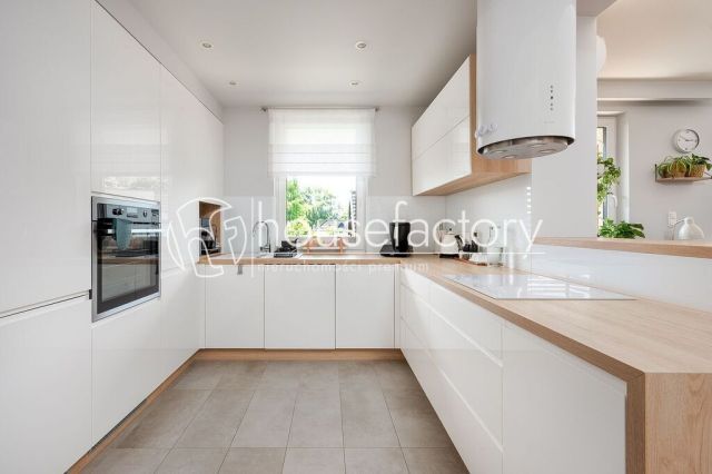 Mieszkanie 4-pokojowe Łódź Julianów, ul. gen. Józefa Bema. Zdjęcie 2