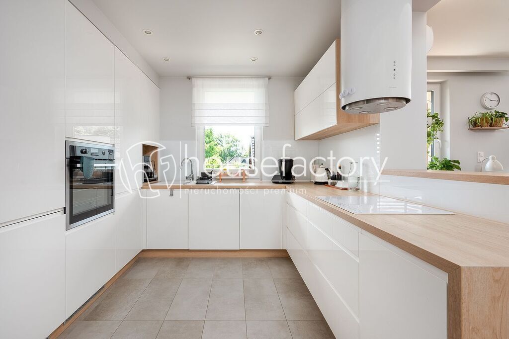 Mieszkanie 4-pokojowe Łódź Julianów, ul. gen. Józefa Bema. Zdjęcie 2