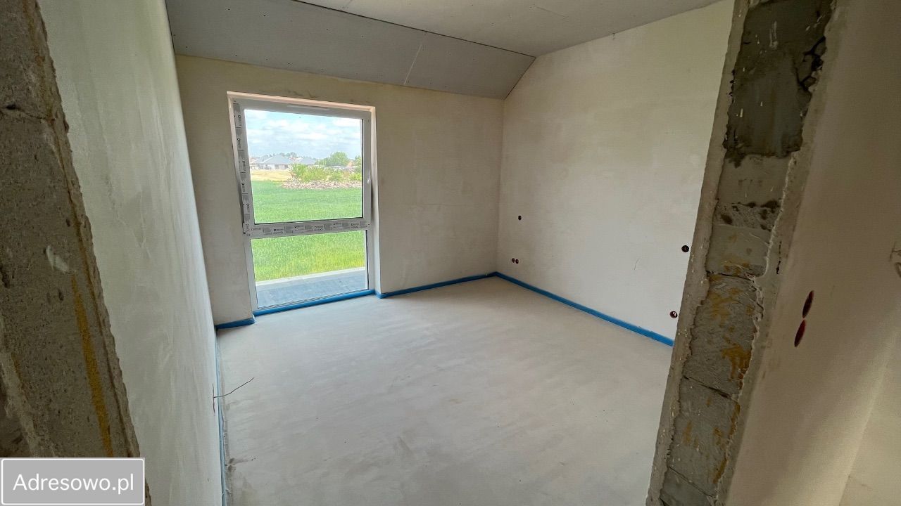 bliźniak, 5 pokoi Ceradz Kościelny. Zdjęcie 10