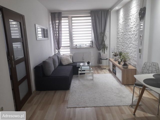 Mieszkanie 2-pokojowe Zakroczym, ul. Ojca Honorata Koźmińskiego. Zdjęcie 1