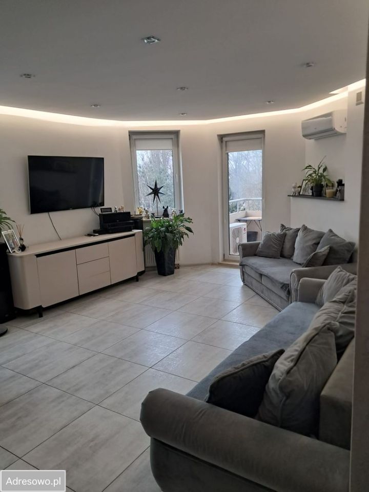 Mieszkanie 4-pokojowe Zielona Góra Centrum, ul. Profesora Zygmunta Szafrana. Zdjęcie 1