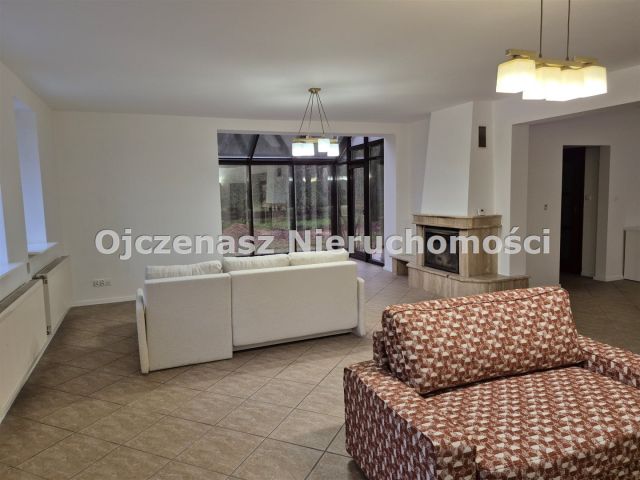 dom wolnostojący, 5 pokoi Kruszyn. Zdjęcie 3