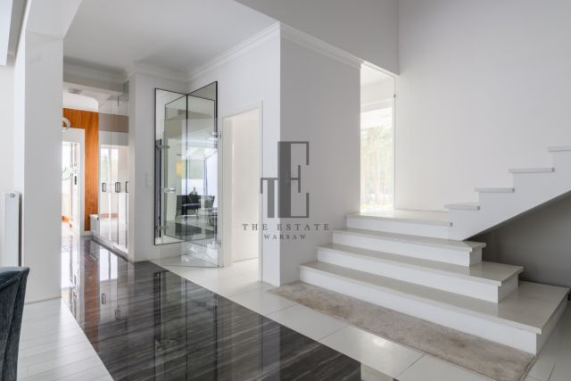 dom wolnostojący, 10 pokoi Famułki Brochowskie. Zdjęcie 20