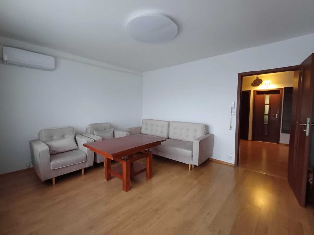 Mieszkanie 3-pokojowe Słupca. Zdjęcie 1