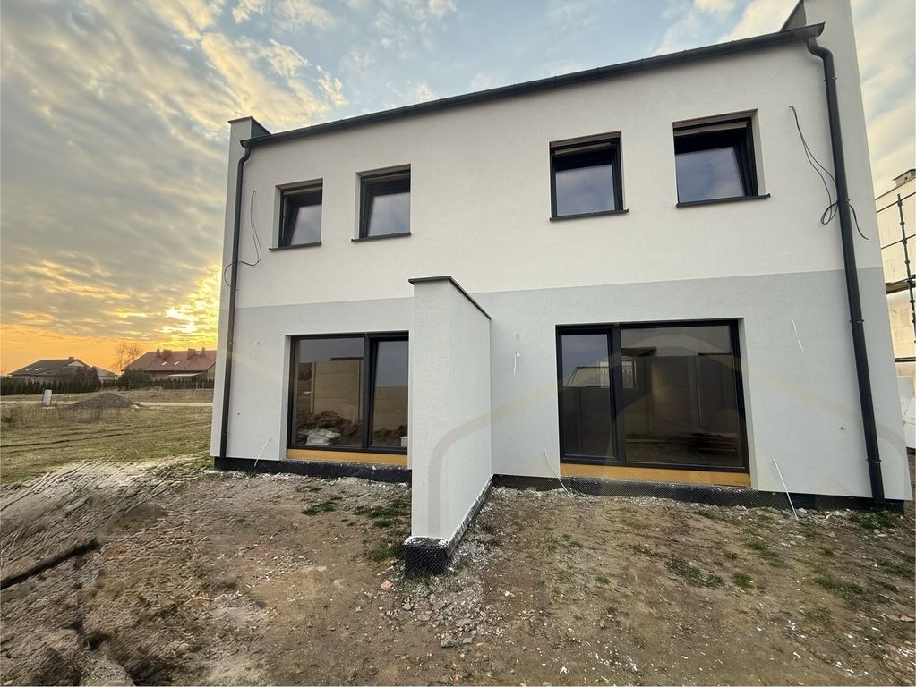 bliźniak, 4 pokoje Wilkowice. Zdjęcie 1