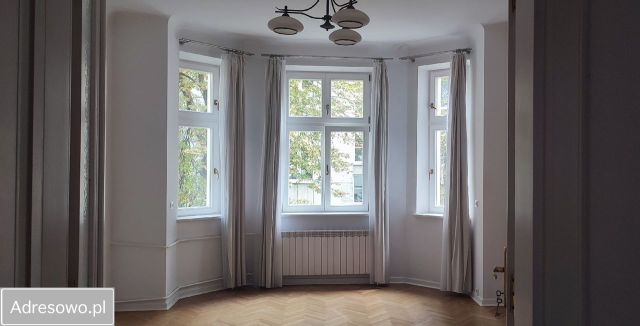Mieszkanie 4-pokojowe Warszawa Powiśle, ul. Rozbrat. Zdjęcie 1