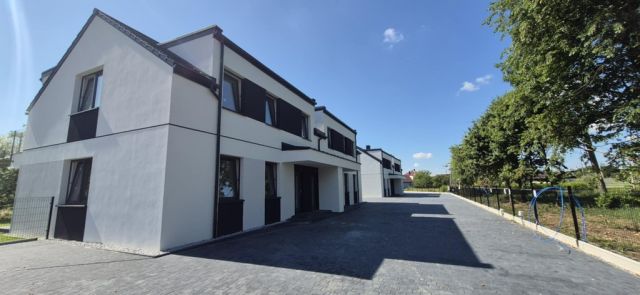 Mieszkanie 3-pokojowe Oświęcim Stare Stawy, ul. Ceglana. Zdjęcie 2