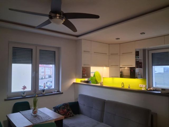 Mieszkanie 3-pokojowe Krotoszyn, ul. Konstytucji 3 Maja. Zdjęcie 1