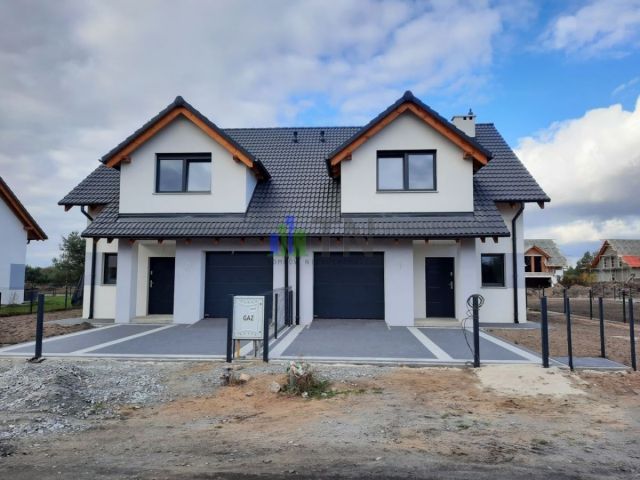 bliźniak, 5 pokoi Chrząstawa Wielka. Zdjęcie 14