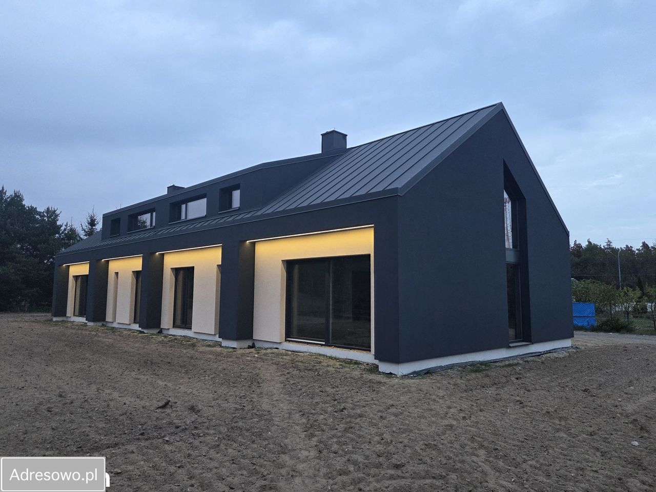 bliźniak, 4 pokoje Zawały. Zdjęcie 4