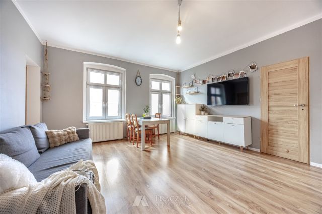 Mieszkanie 4-pokojowe Wrocław Śródmieście, ul. Trzebnicka. Zdjęcie 3