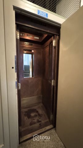 Mieszkanie 3-pokojowe Warszawa Śródmieście, al. 3 Maja. Zdjęcie 5