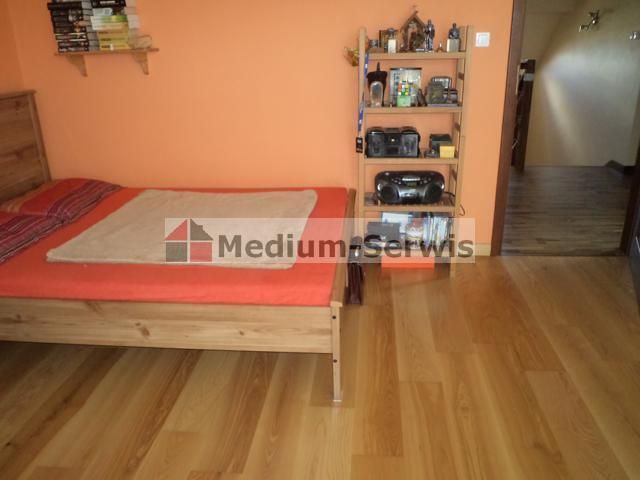 bliźniak, 4 pokoje Górno. Zdjęcie 13