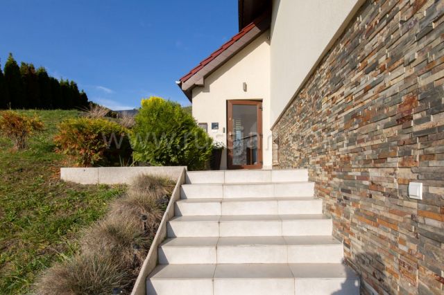 dom wolnostojący, 6 pokoi Osłonino, ul. Piękne Widoki. Zdjęcie 1