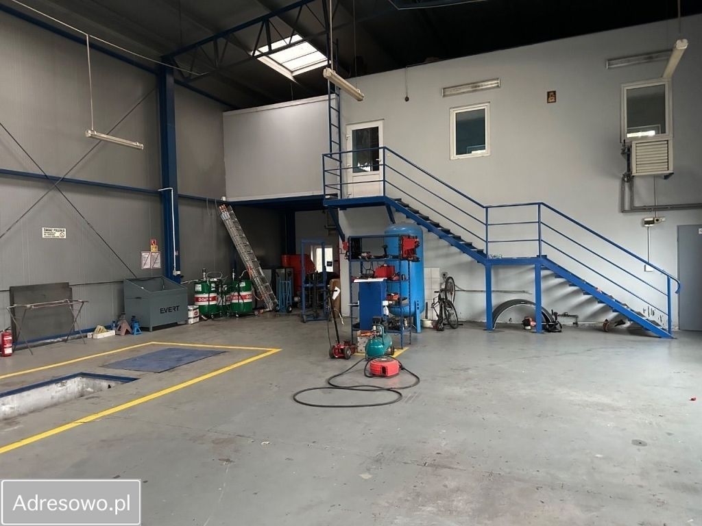 Hala/magazyn Łęg Witoszyn. Zdjęcie 4