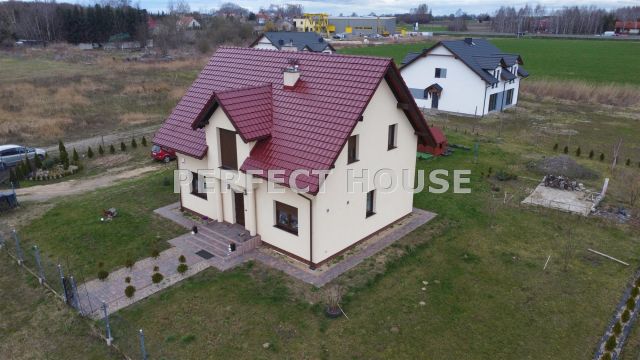 dom wolnostojący, 5 pokoi Lednogóra. Zdjęcie 6