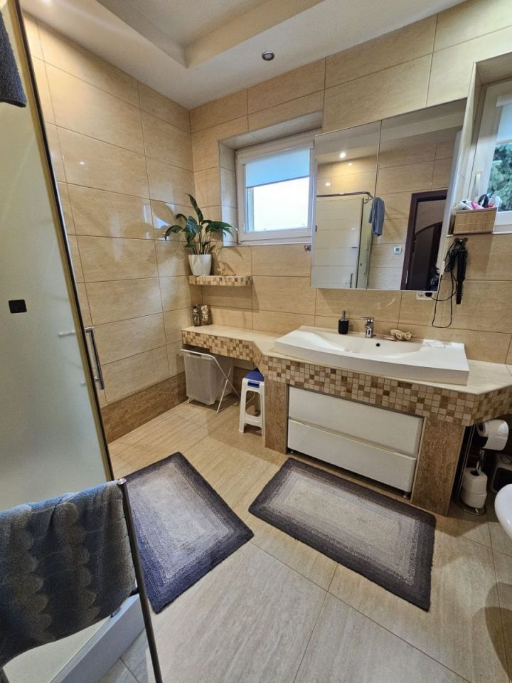 dom wolnostojący, 5 pokoi Łódź Teofilów. Zdjęcie 14