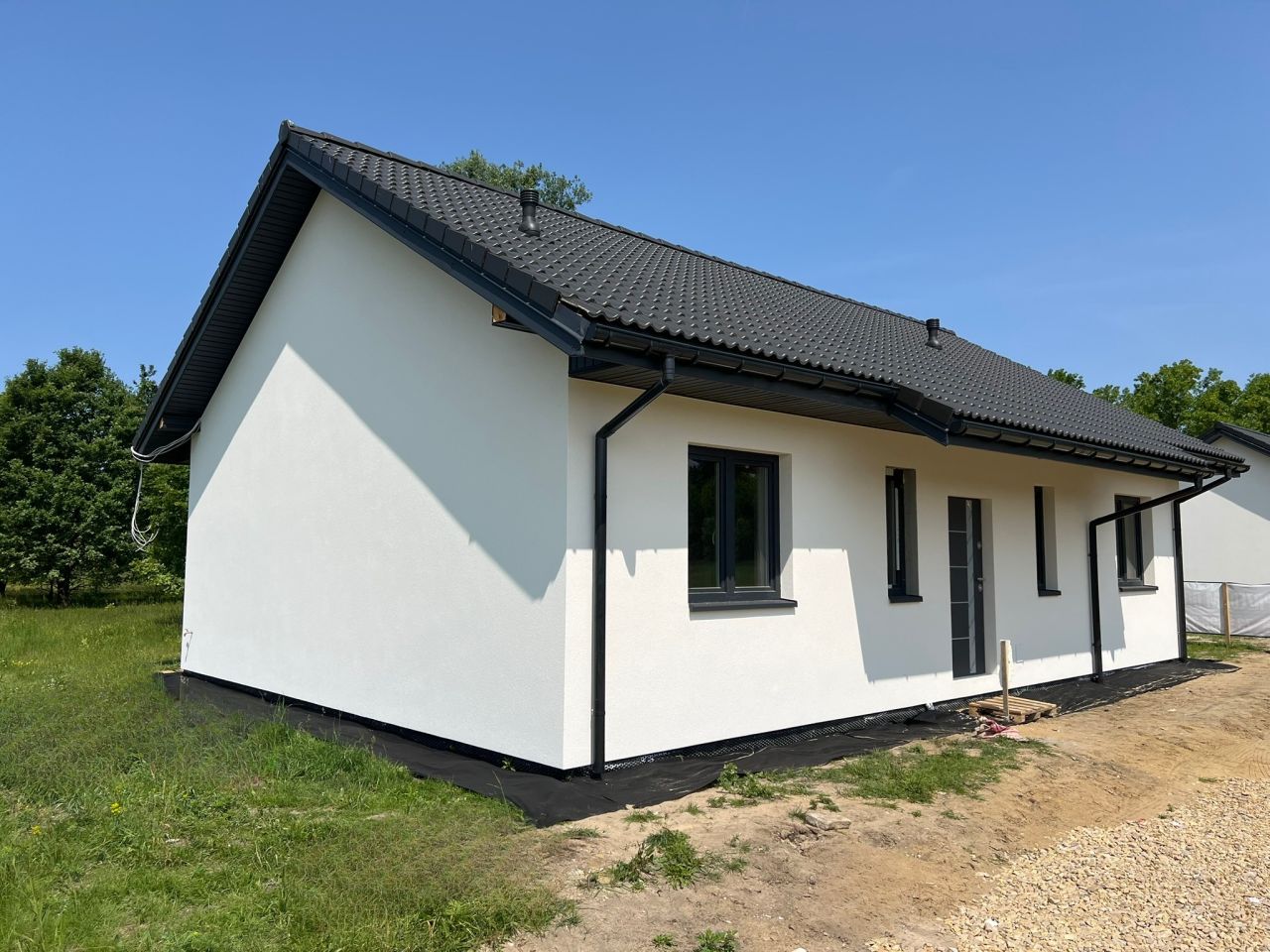 dom wolnostojący, 4 pokoje Sączów, ul. Siewierska. Zdjęcie 2