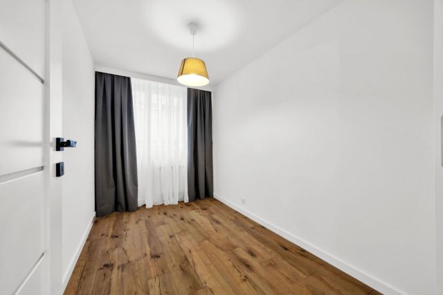 Mieszkanie 3-pokojowe Warszawa Wola, ul. Bitwy pod Lenino. Zdjęcie 4