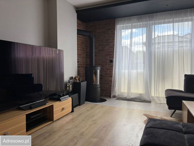 dom szeregowy, 4 pokoje Kobylnica, ul. Kalinowa. Zdjęcie 1