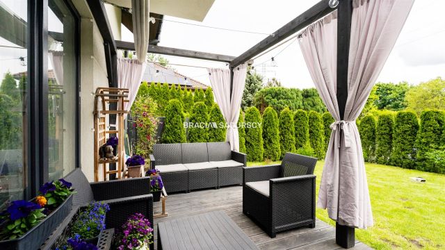 Mieszkanie 4-pokojowe Modlniczka, ul. Okólna. Zdjęcie 2