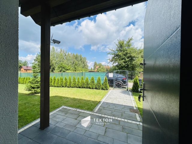 dom wolnostojący, 5 pokoi Winiec. Zdjęcie 36