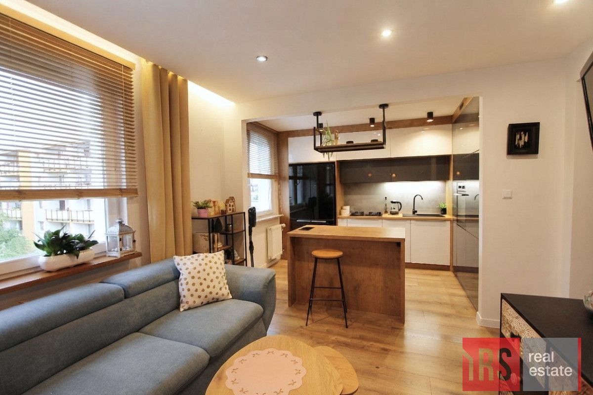 Radzionków, ul. Sadowa Mieszkanie - 3 pokoje - 61 m² - 3 piętro