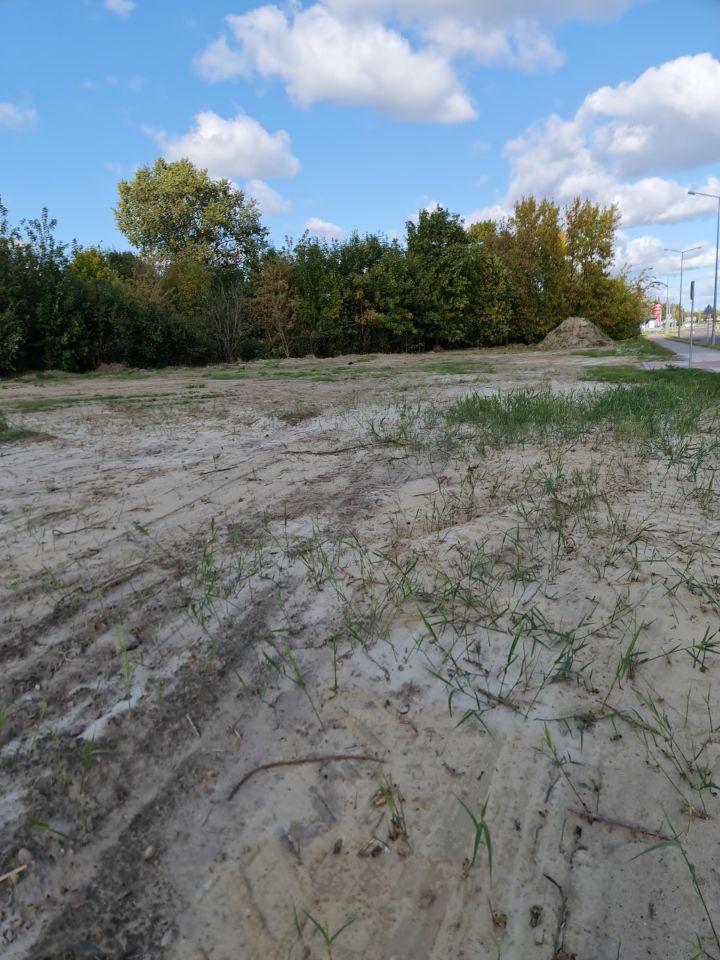 Działka inwestycyjna Łuków Nowy Łuków, ul. Aleje Lecha i Marii Kaczyńskich. Zdjęcie 4