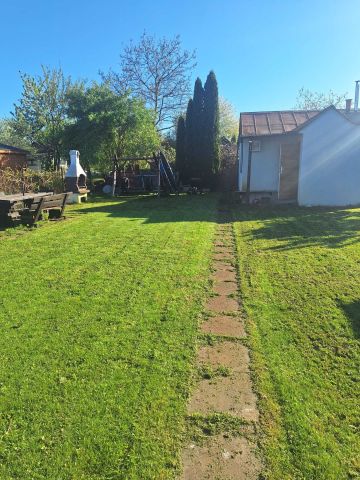 Działka rod Olsztyn Kormoran, al. Aleja Marszałka Józefa Piłsudskiego. Zdjęcie 1