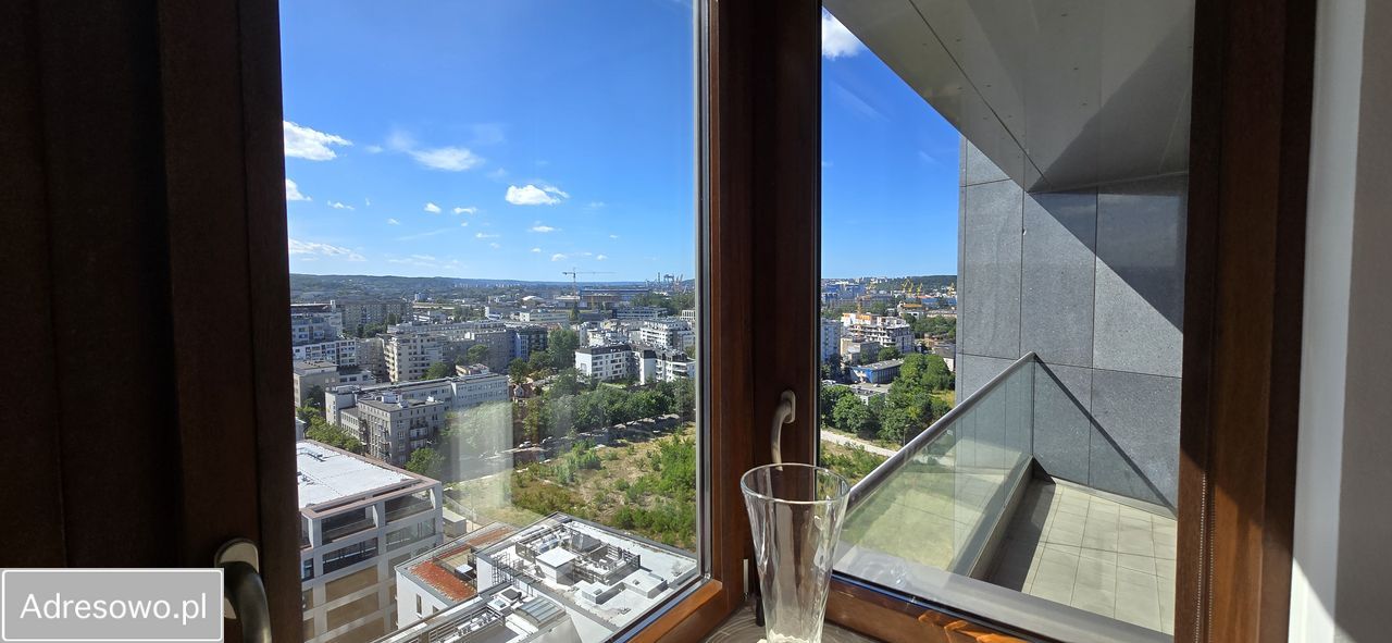 Mieszkanie 3-pokojowe Gdynia Śródmieście, ul. A. Hryniewickiego. Zdjęcie 3