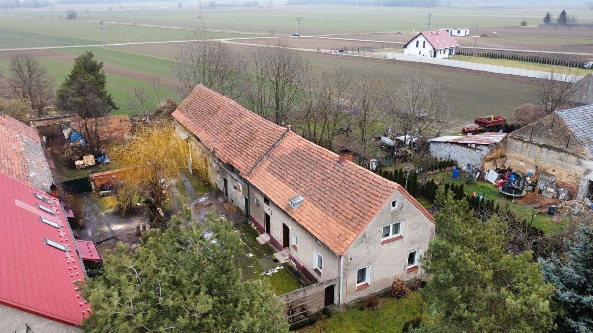 dom wolnostojący, 5 pokoi Chwalibożyce. Zdjęcie 3