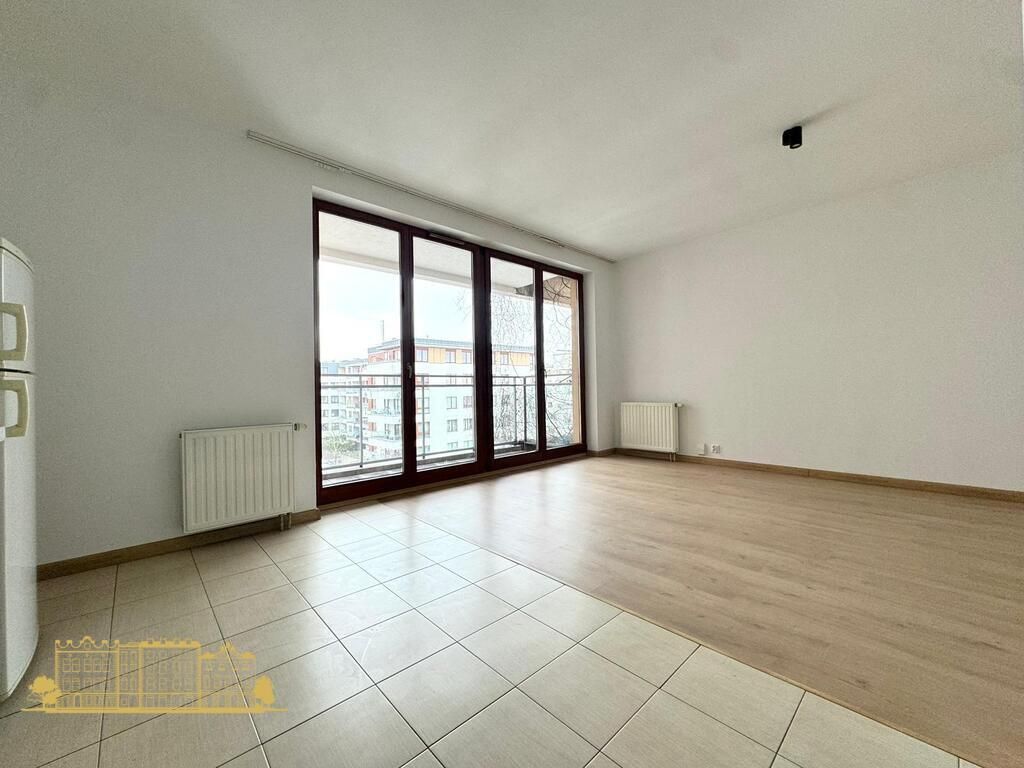 Mieszkanie 3-pokojowe Kraków, ul. Lubostroń. Zdjęcie 2