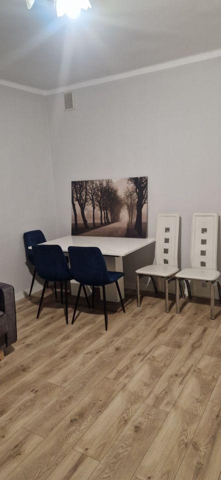 Mieszkanie 2-pokojowe Wolbrom. Zdjęcie 3