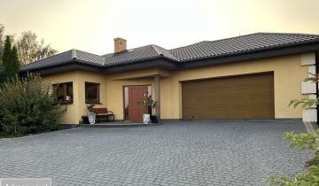 dom wolnostojący, 6 pokoi Dominów